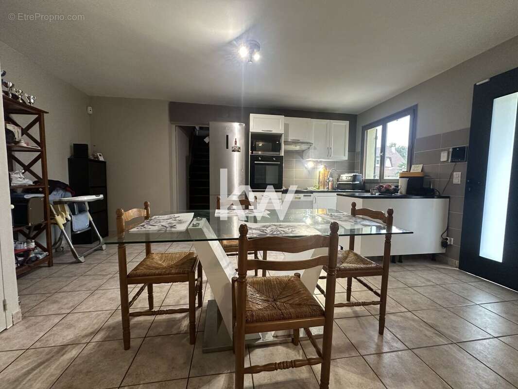 Maison à SAINT-FARGEAU-PONTHIERRY