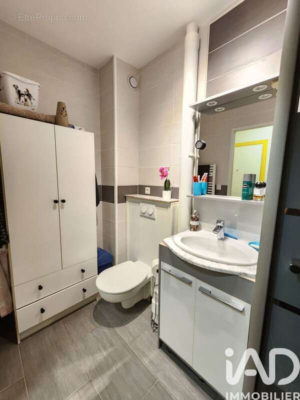 Appartement 26 m² à La Chapelle-Saint-Luc  - photo 8