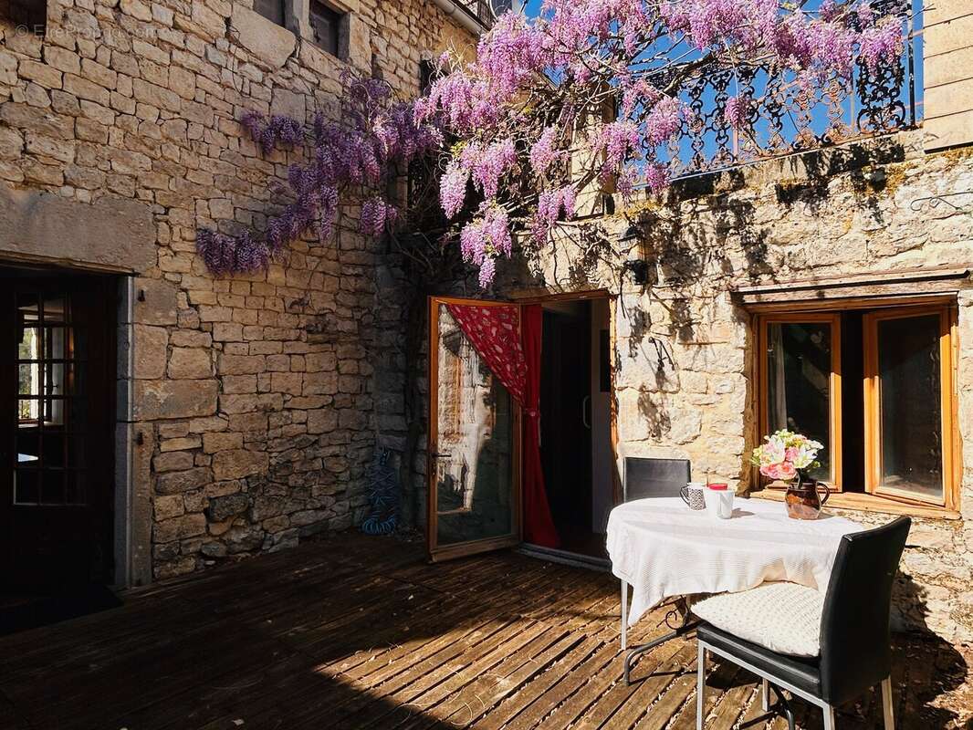 Maison de village de 3 chambres avec cour secrète et terrasse dans une ruelle calme près de Gourdon - photo 10