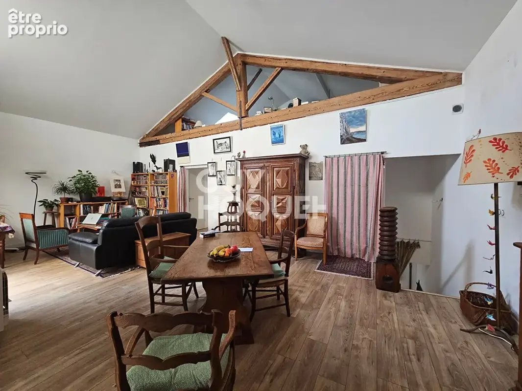 Rare à la Vente : Maison de Ville Atypique ,Charme, Calme et Garage de 115 m² - photo 3