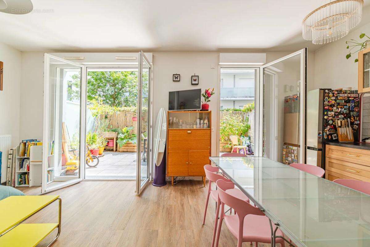 Appartement 3 pièces de 72 m² à Aubervilliers - photo 7