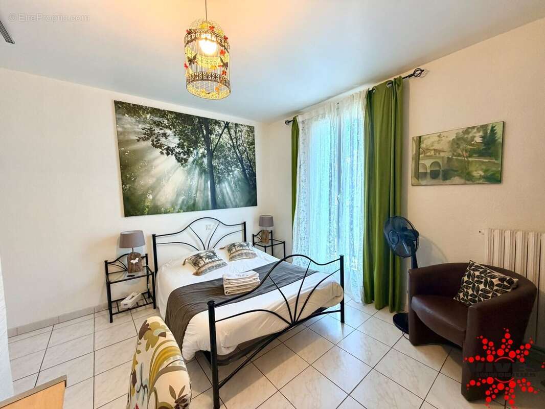 Superbe maison familiale  226 m² et 8 chambres au cur de Servian - photo 4