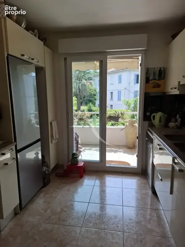 Appartement  Cannes grand 4 pièces résidence sécurisée avec  piscine - photo 10