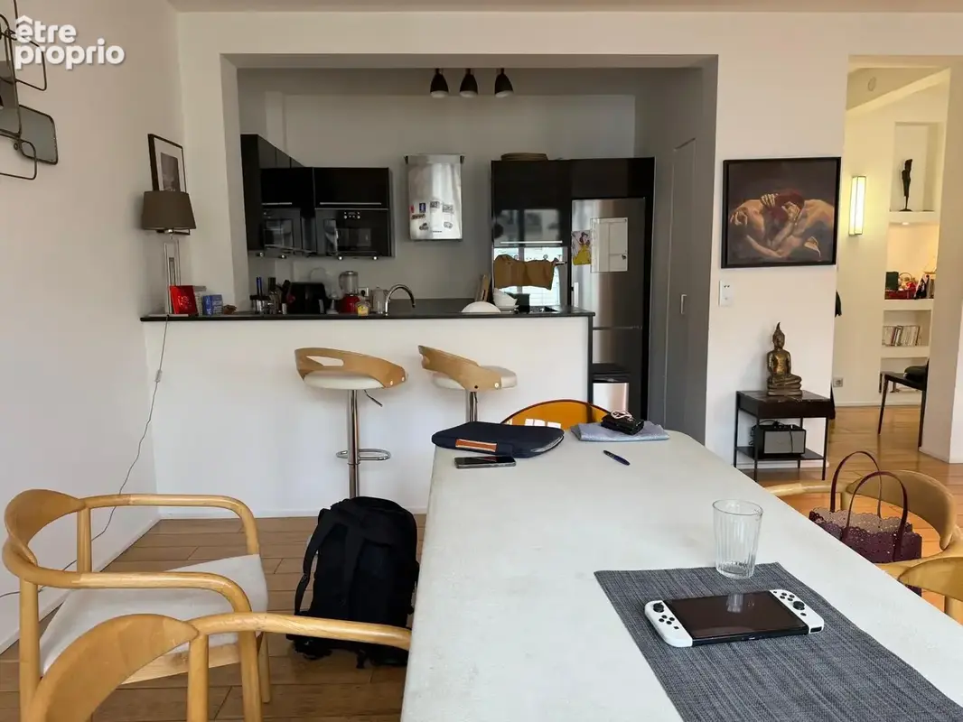 A proximité de la place de l'etoile,appartement de standing de 91,03 m2 de 4 pièces au 5 éme étage avec ascens - photo 5