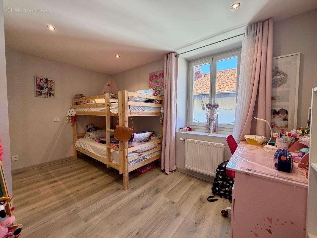 Maison à LE GRAND-LEMPS