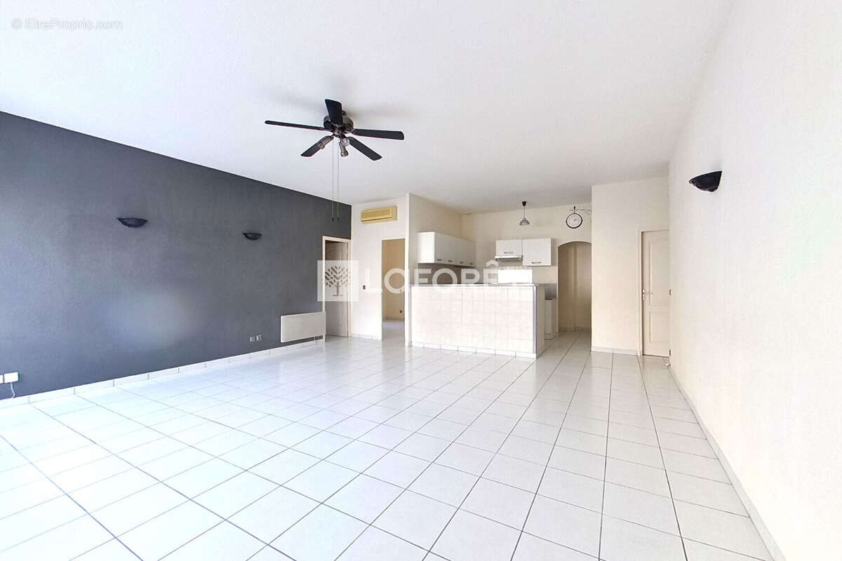 Appartement à ESPIRA-DE-L'AGLY