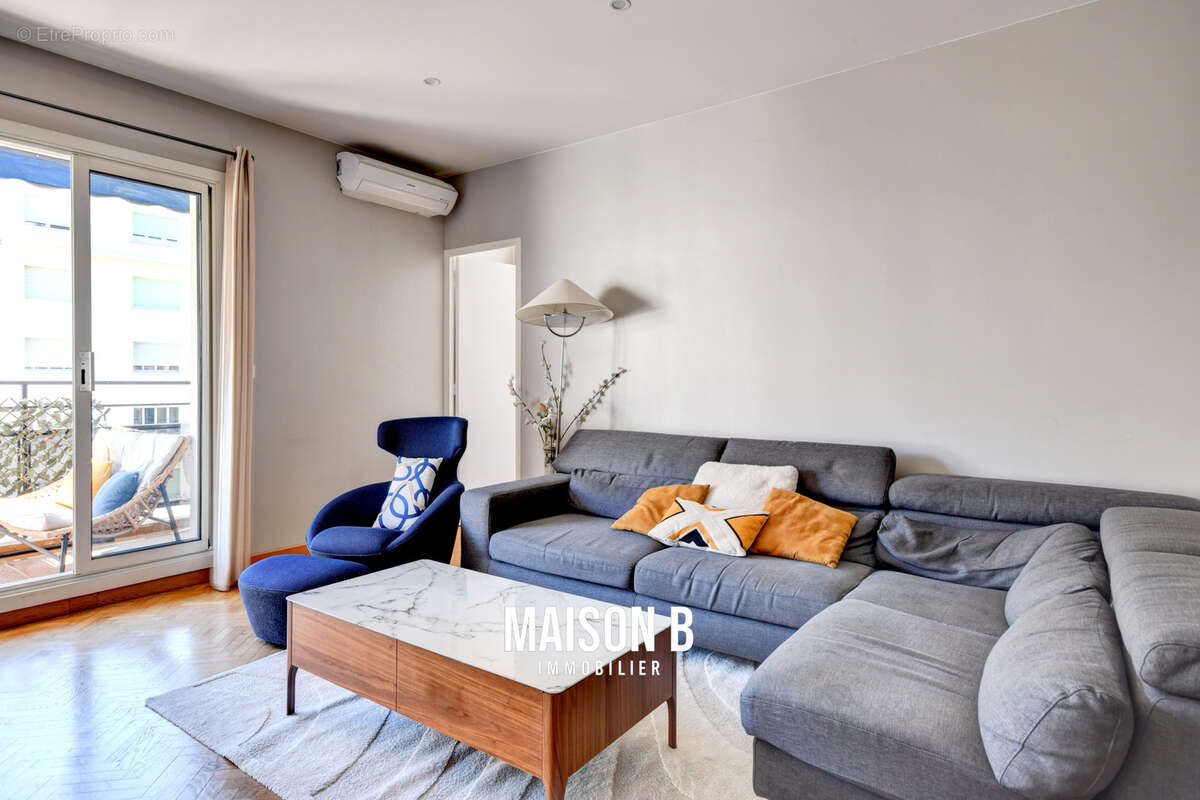 Appartement à MARSEILLE-8E