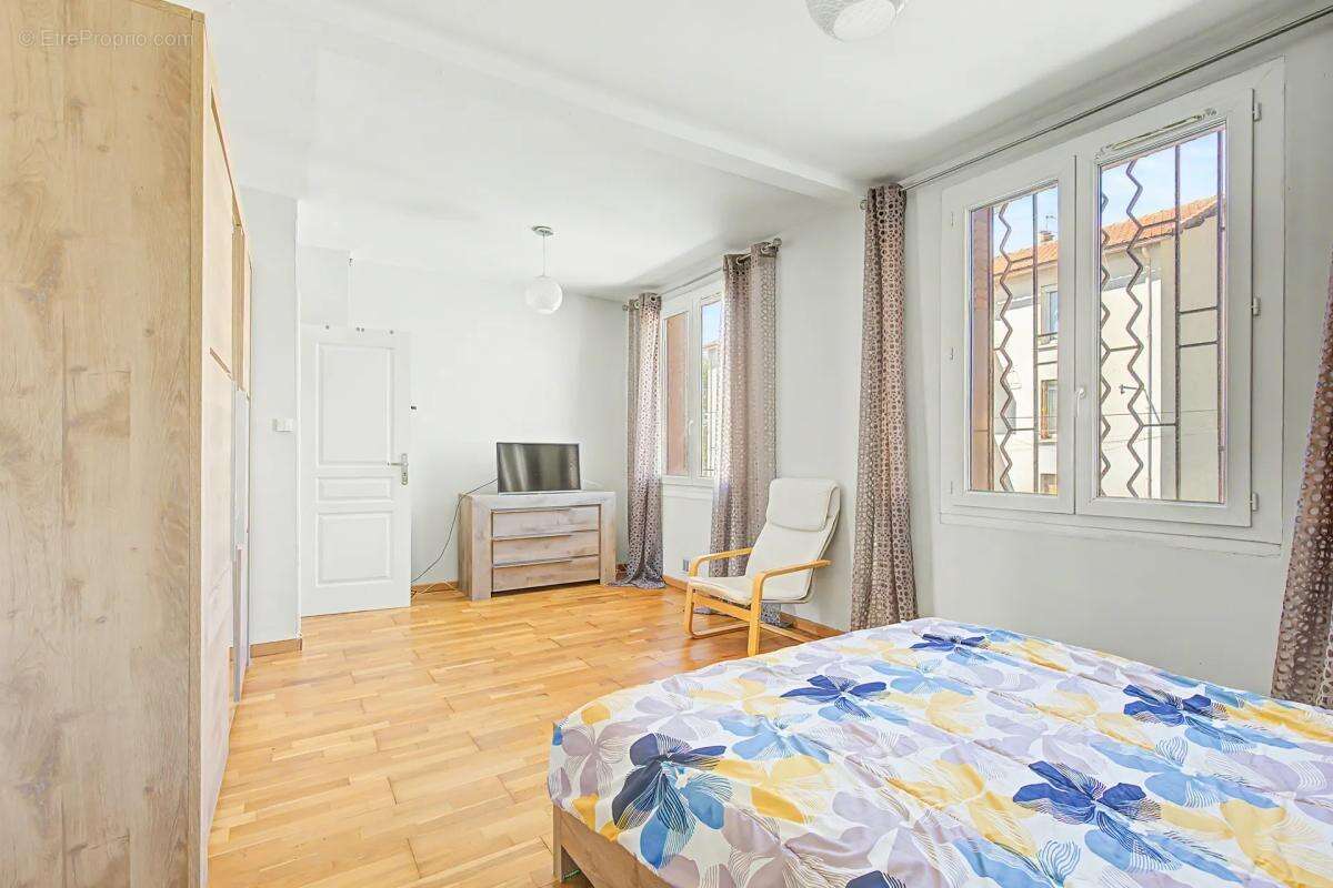 Appartement à MARSEILLE-13E