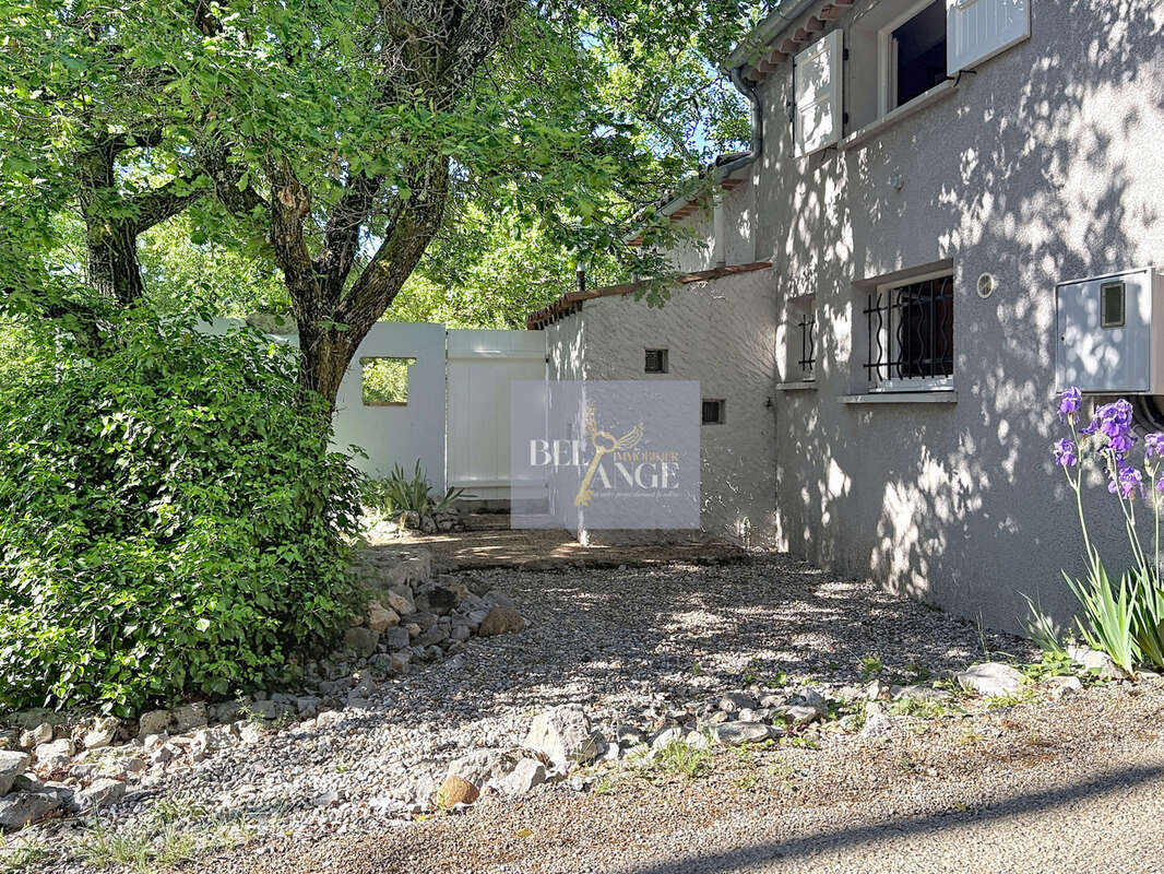 Maison à SAINT-ALBAN-AURIOLLES
