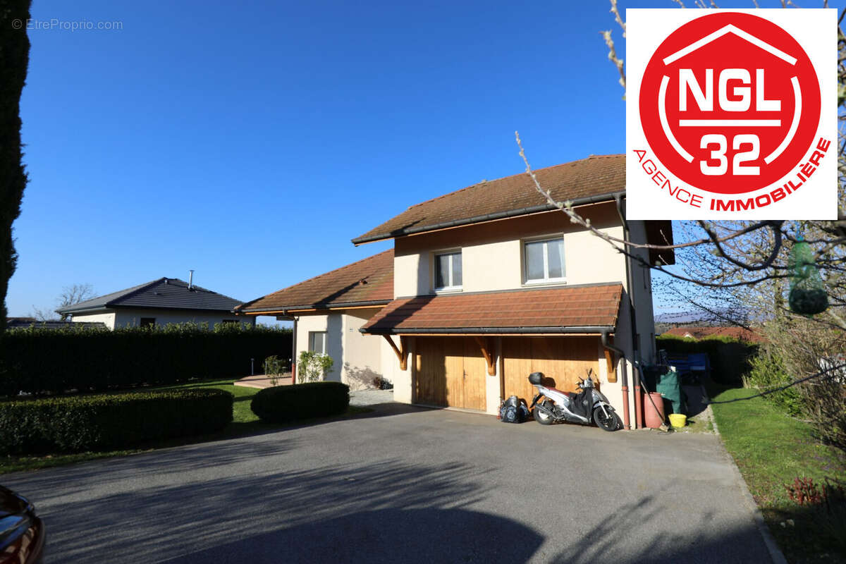 Maison à COPPONEX