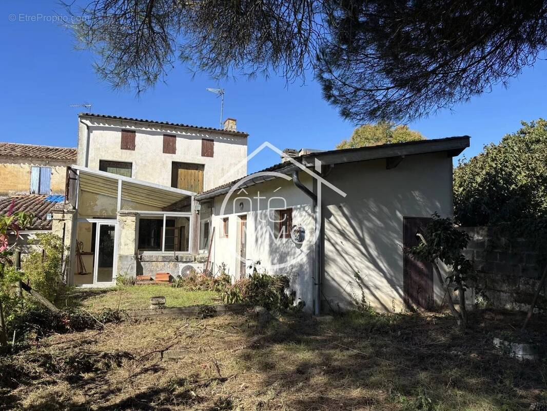 Maison à CASTILLON-LA-BATAILLE
