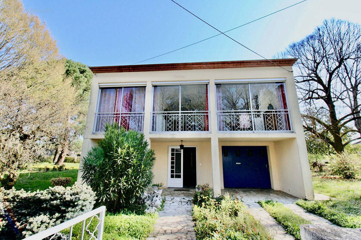 Maison à CASTELMORON-SUR-LOT