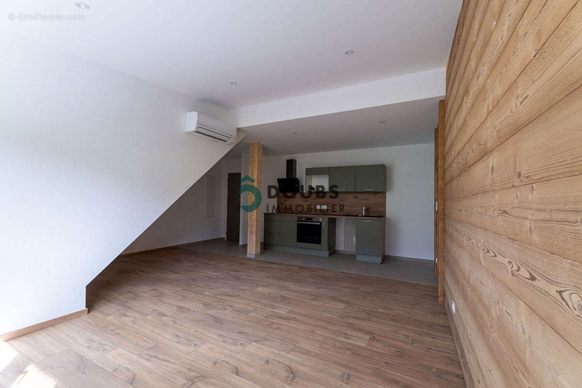 Appartement Fuans 57.88m2 - photo 2