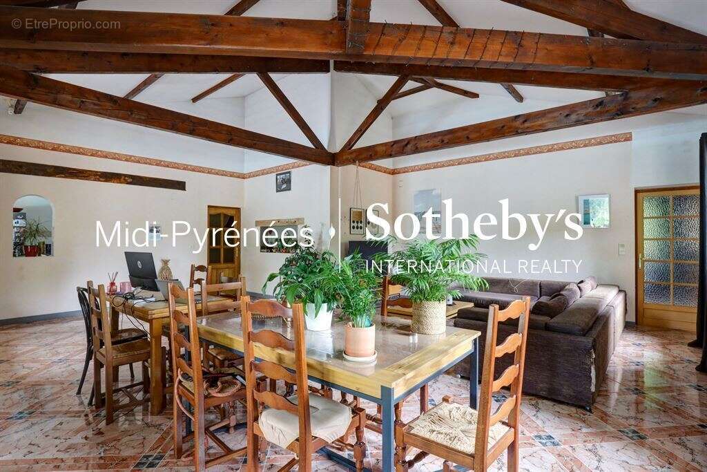 Maison à GIROUSSENS