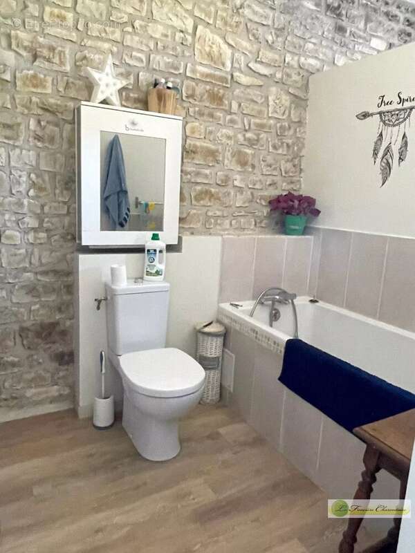 Maison à MAINE-DE-BOIXE
