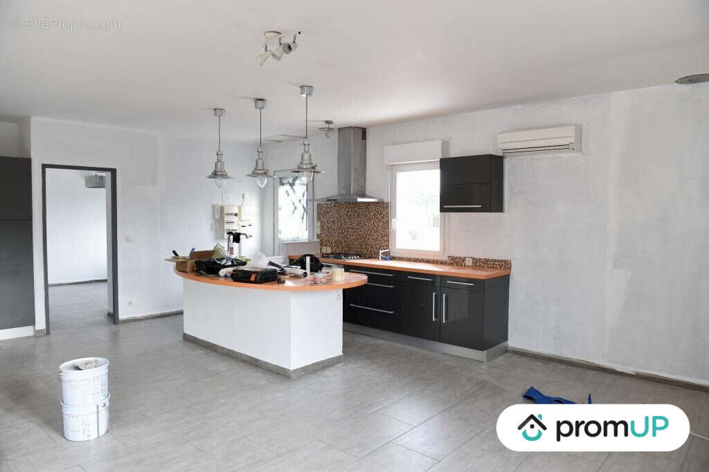 Commerce à SAINT-REMY-DE-PROVENCE