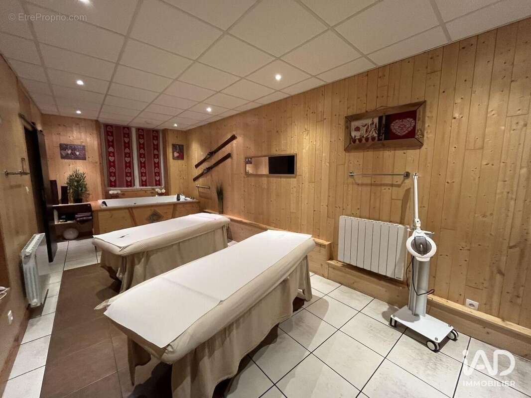 Photo 4 - Commerce à MONT-DORE