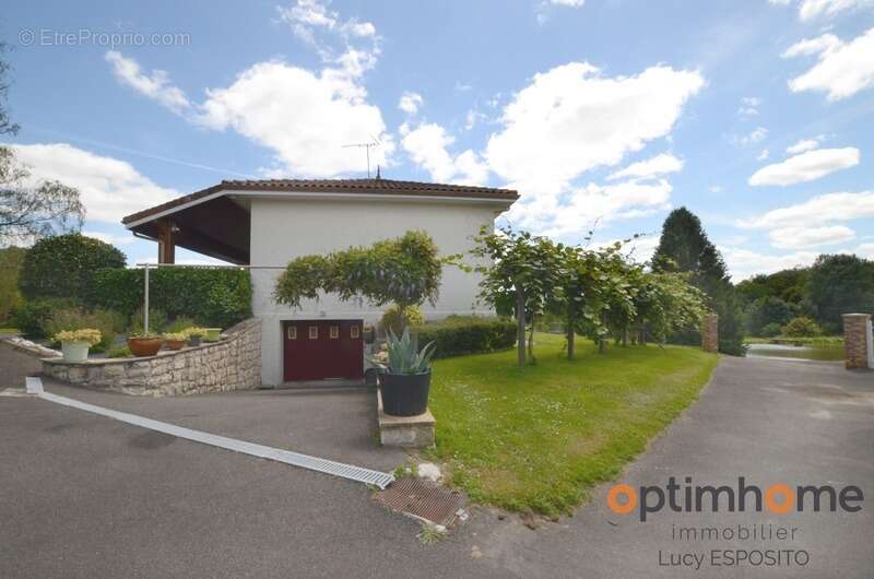  Propriété exceptionnelle avec étang privé sur plus de 1,7 hectare – Mazerolles, Charente  - photo 71