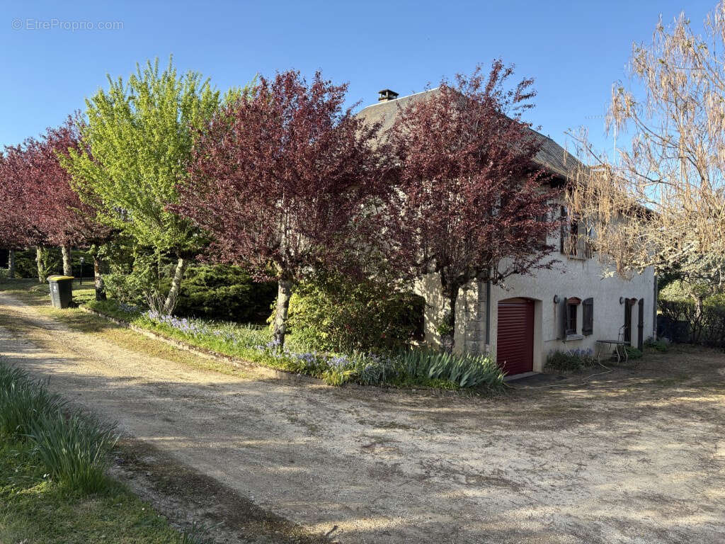 Maison à LUBERSAC