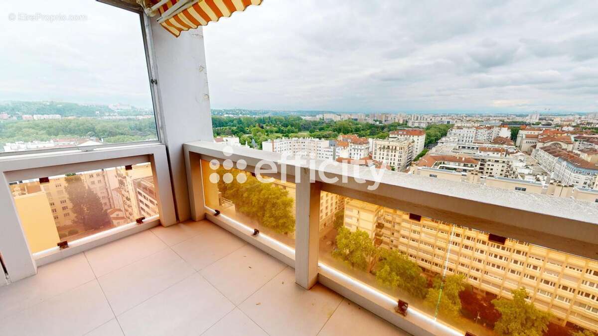 Appartement à LYON-6E