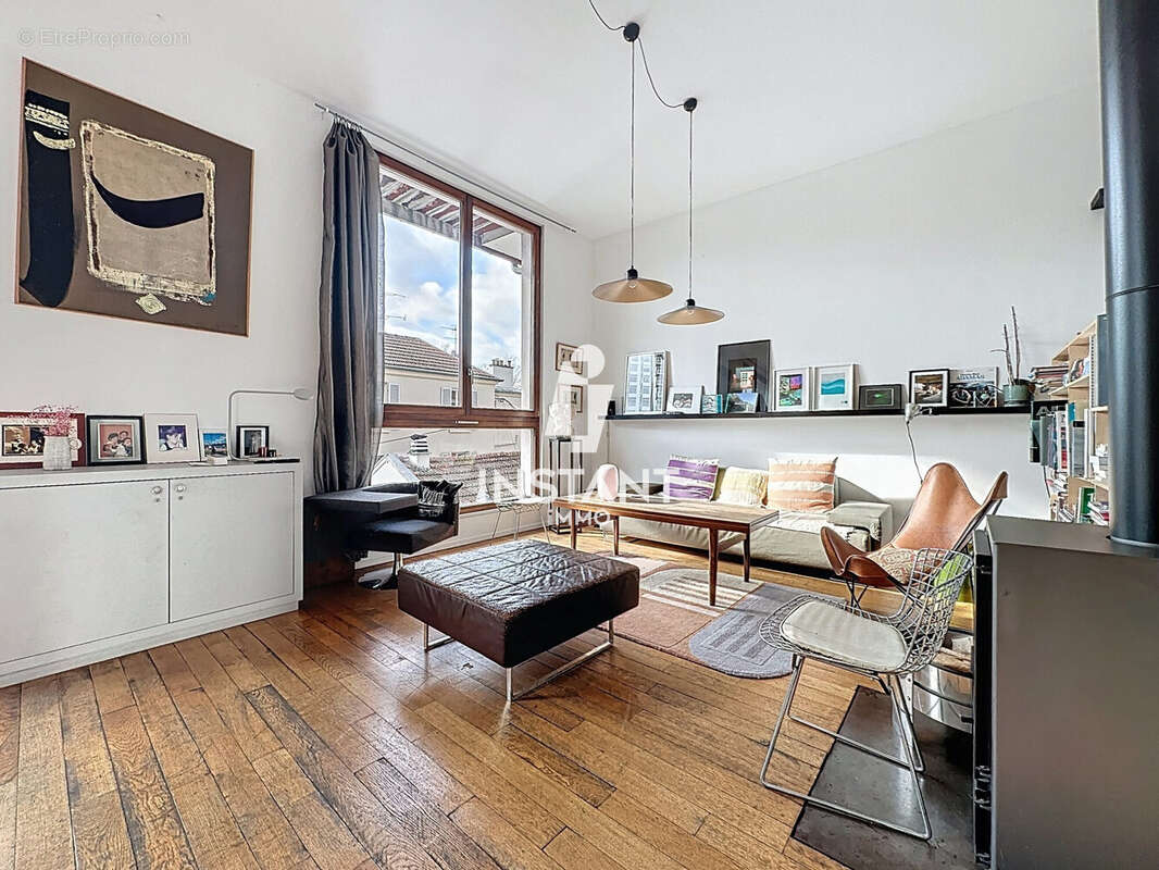 Appartement à CHARENTON-LE-PONT