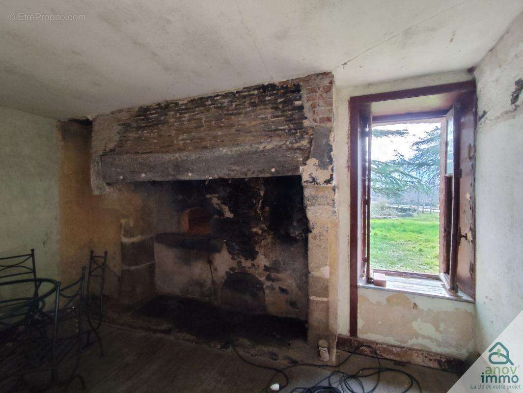 Maison à SAINT-JUNIEN