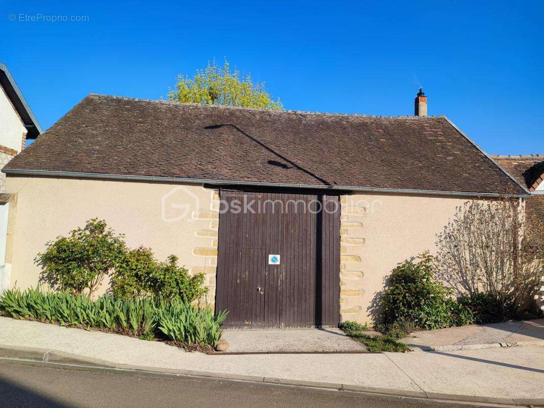 Maison à CHEROY