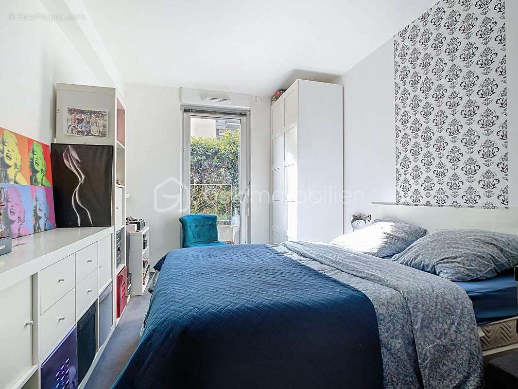 Appartement à NANTERRE