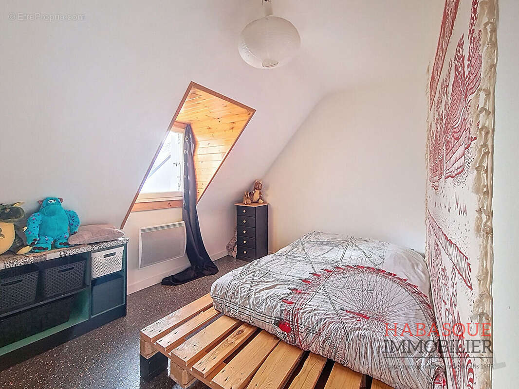 Maison spacieuse à vendre à Guimiliau - photo 13