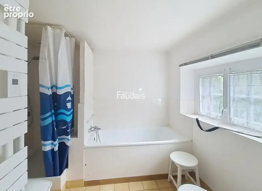 Maison 5 pièces 107 m² à vendre à Regneville-Sur-Mer (50590) - photo 7