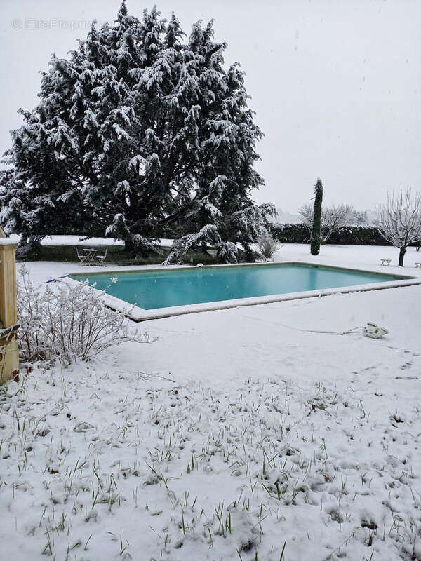 Maison à SAINT-QUENTIN-LA-POTERIE