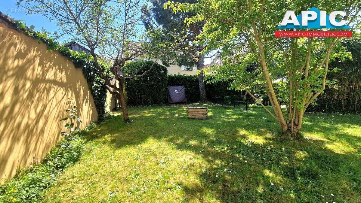 Appartement à SAINT-BRICE-SOUS-FORET