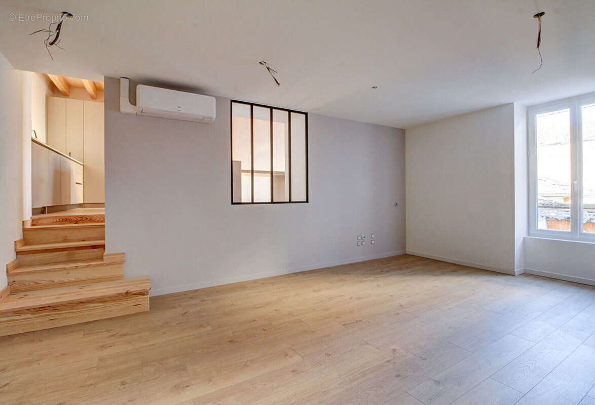 Appartement à MEXIMIEUX