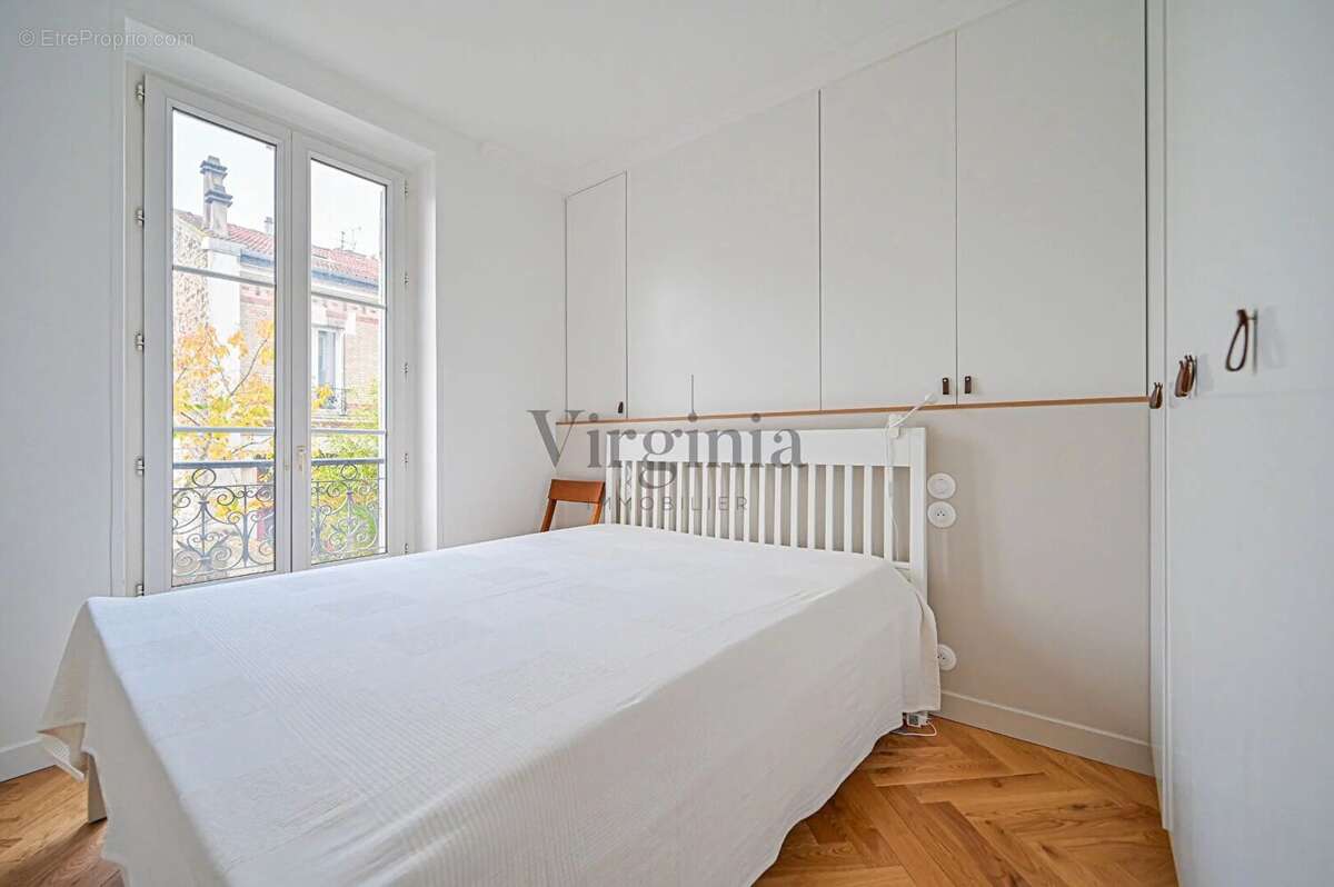 Appartement à CHARENTON-LE-PONT