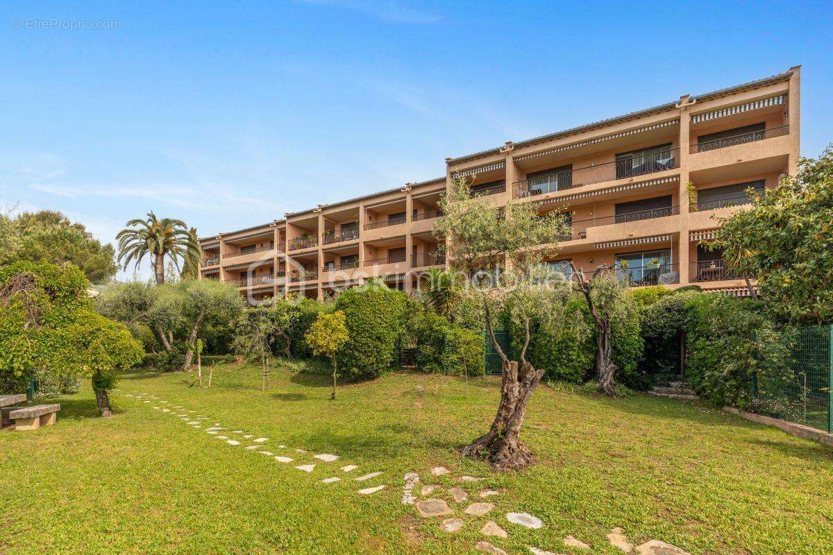 Appartement à VENCE