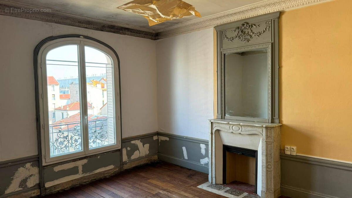 Appartement à MONTROUGE