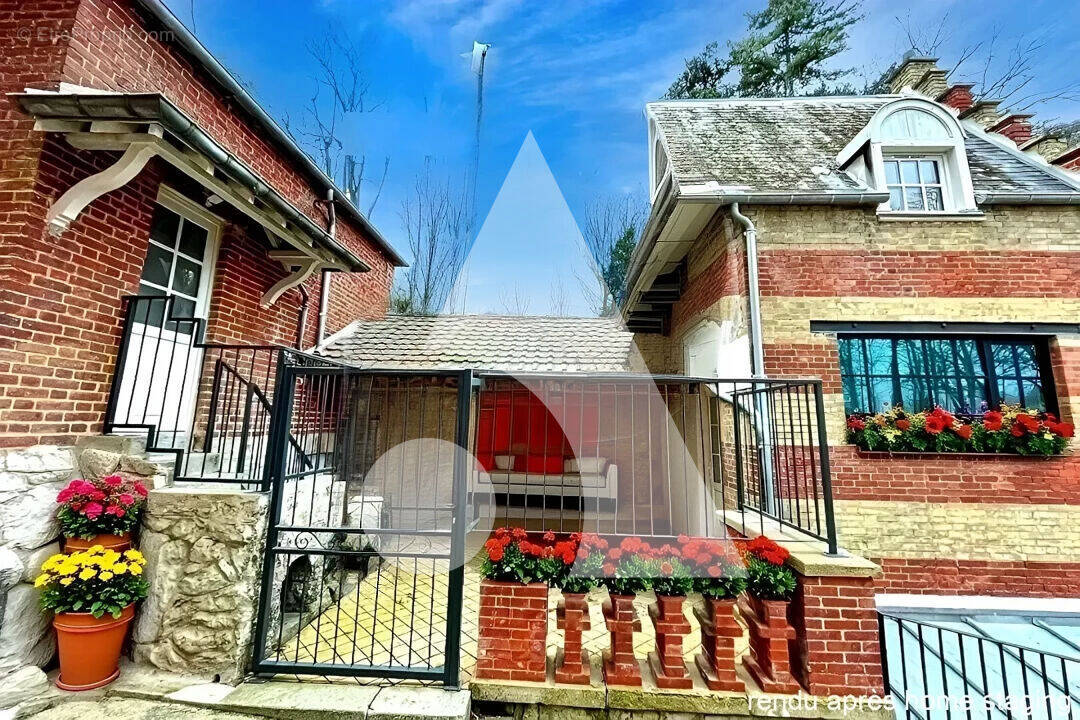 Maison à PRESLES
