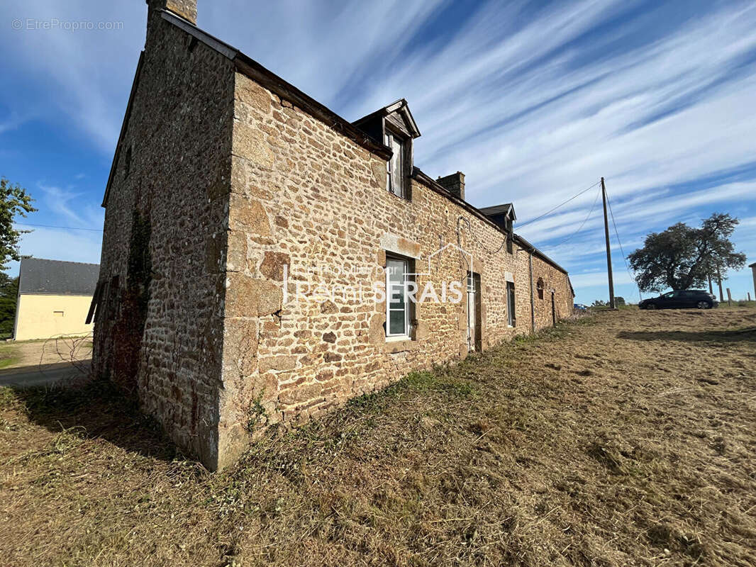 Maison à SAINT-FRAIMBAULT