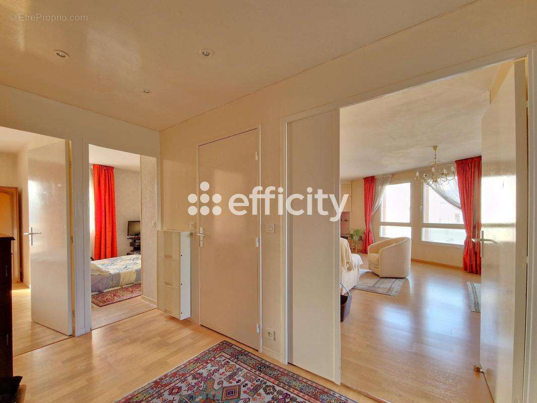 Appartement à ASNIERES-SUR-SEINE