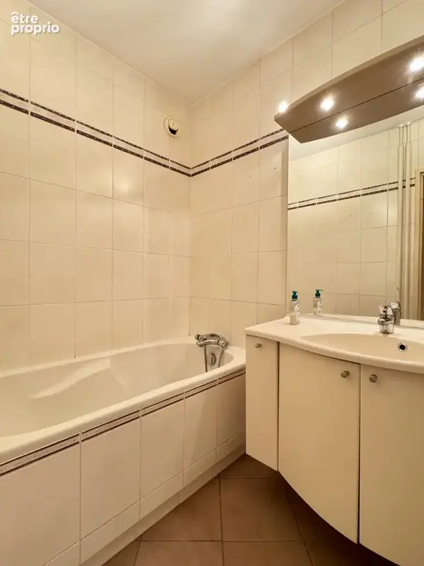 Appartement 5 pièces 94 m² à vendre à Rennes (35200) - photo 8