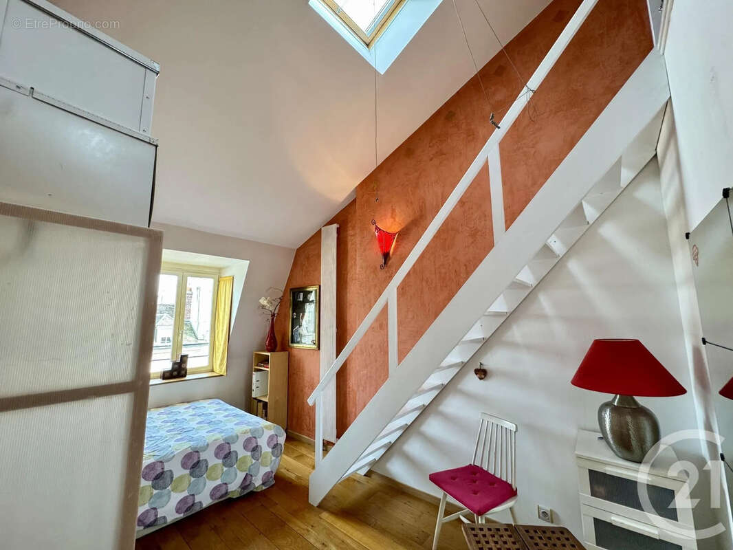 Appartement à FONTAINEBLEAU