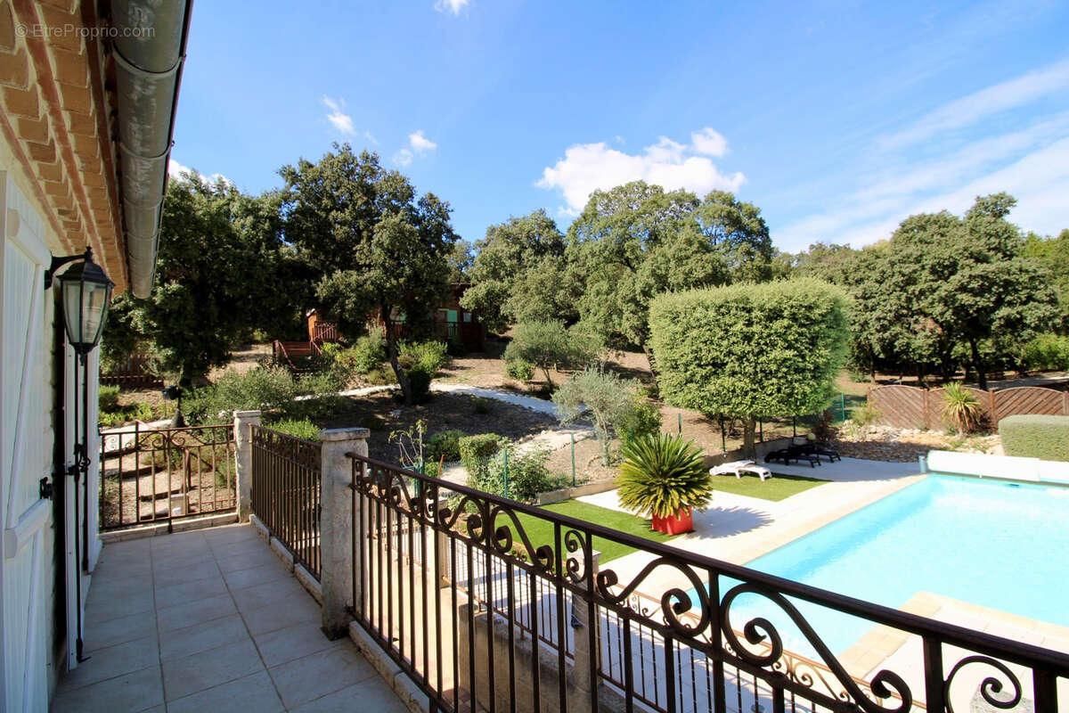 Maison à BELLEGARDE