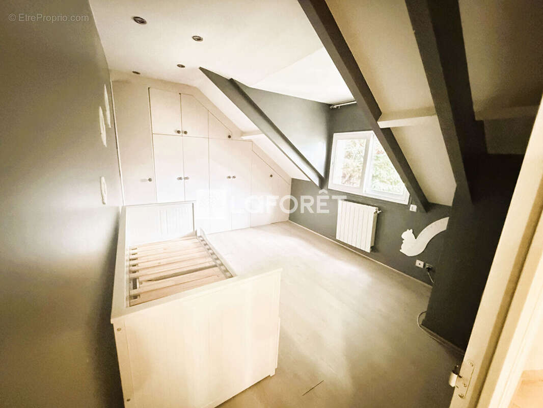 Maison à LES PAVILLONS-SOUS-BOIS