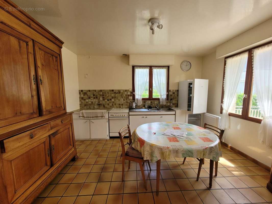 Maison à PLESSIX-BALISSON