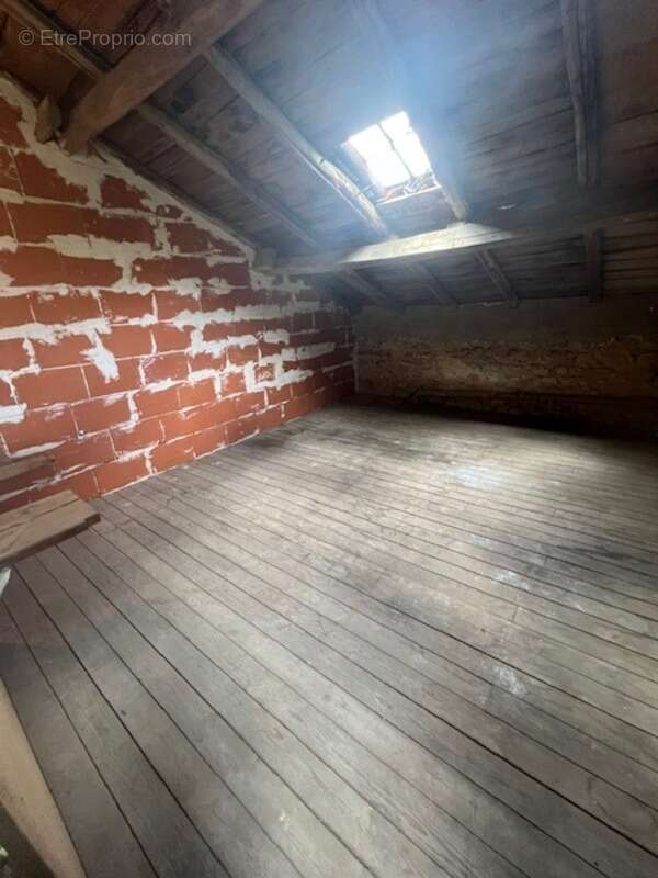 Maison à CHAMPAGNE-MOUTON