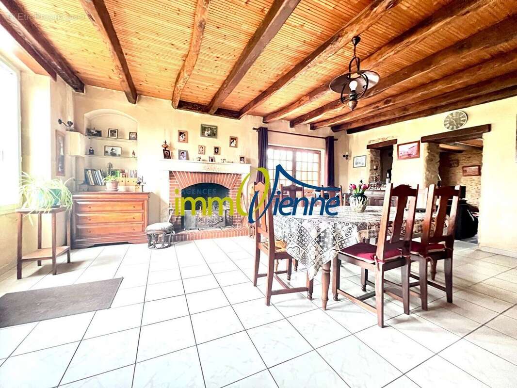 Maison à VALDIVIENNE