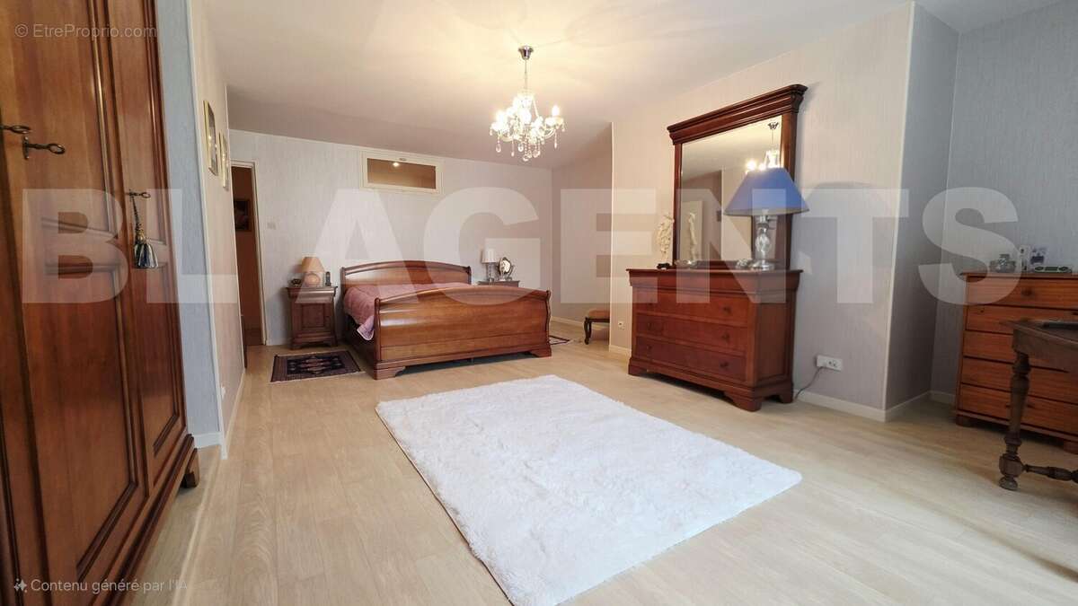 20250718_160242(1) - Maison à MAUBERT-FONTAINE