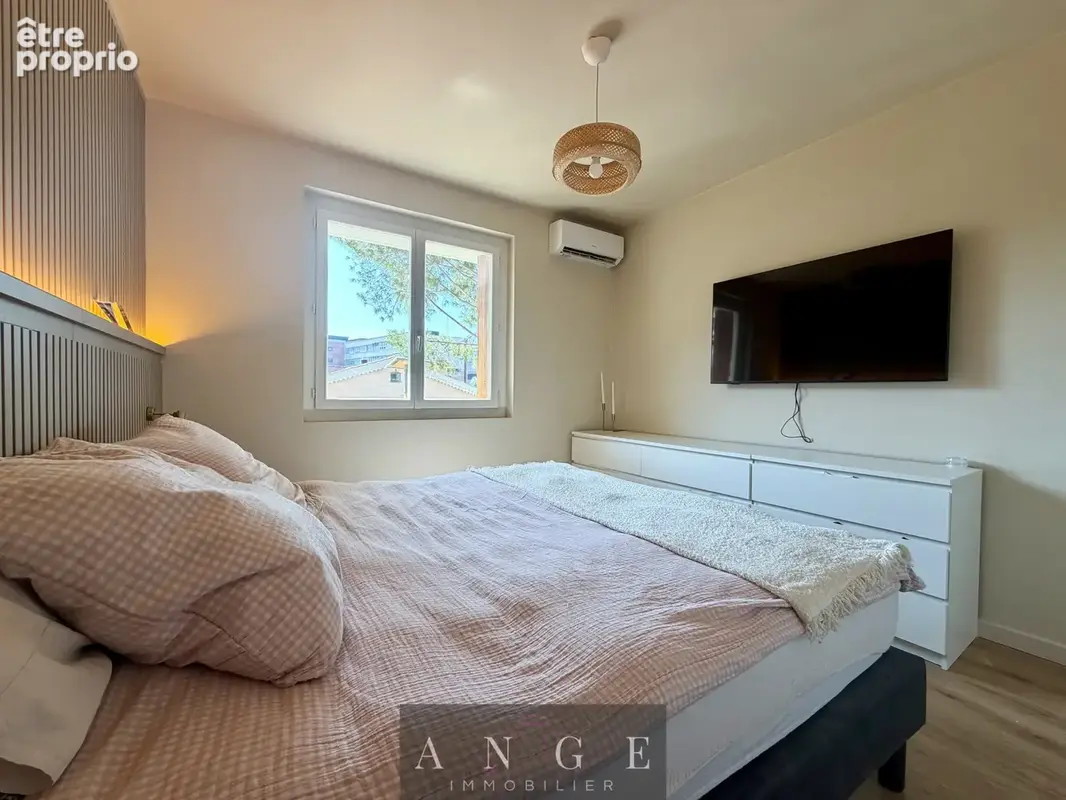 Appartement t4 - 70m2 - balcon - garage - cave - quartier claret / hôpital saint anne - photo 10