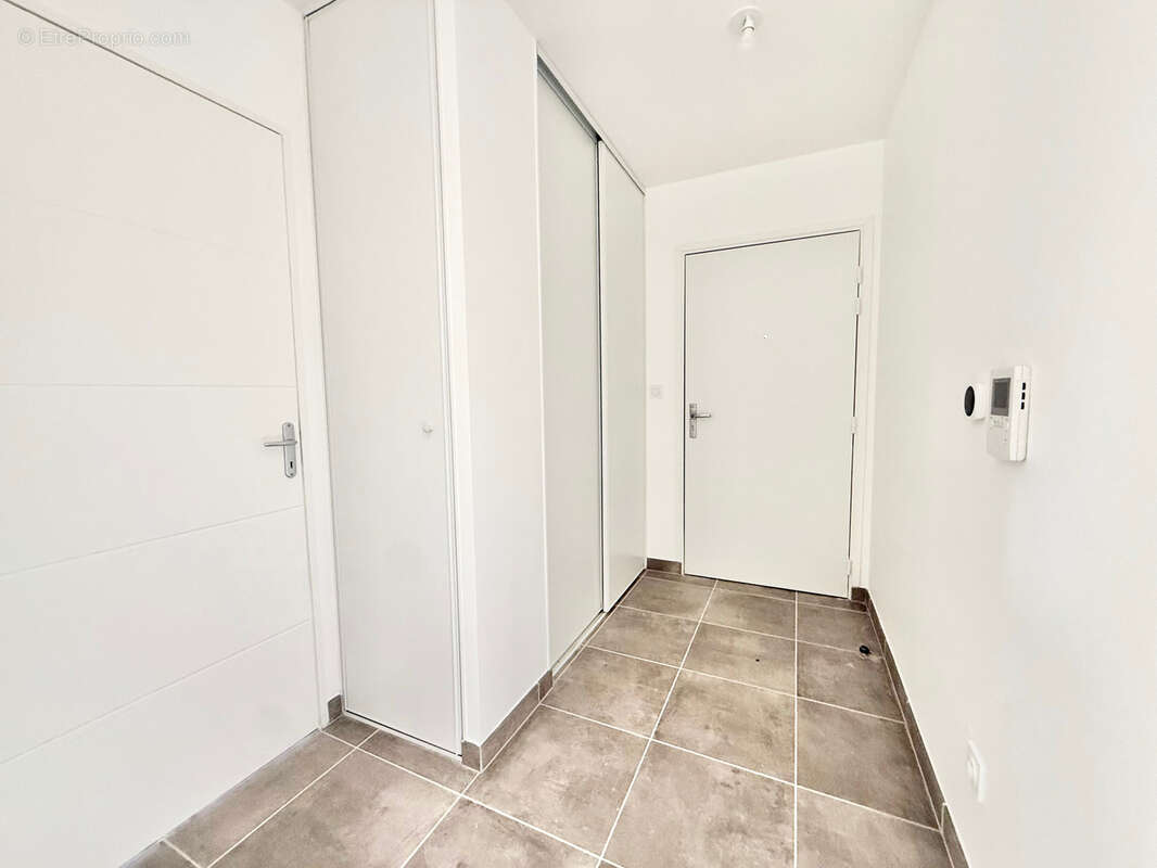 Appartement à LE PEAGE-DE-ROUSSILLON