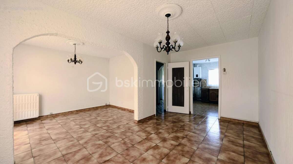 maison 3 chambres, garage 2 voitures et grand jardin - photo 5
